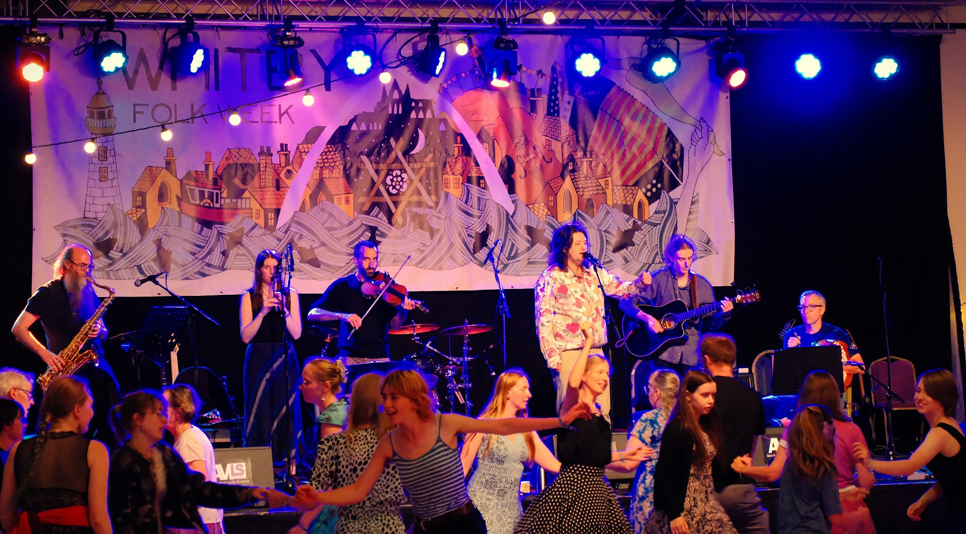 Firecrest playing with Patrick Rose at Whitby Folk Week 2026